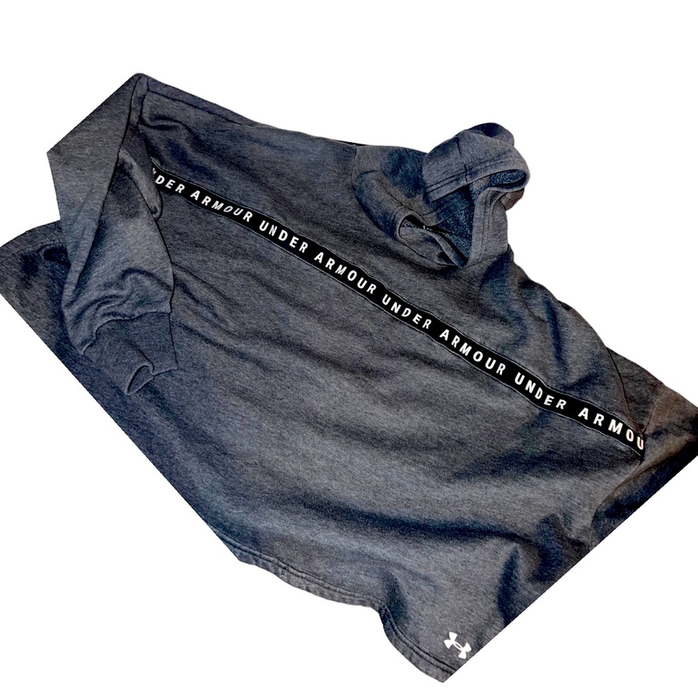 XL Under Armour hoodie